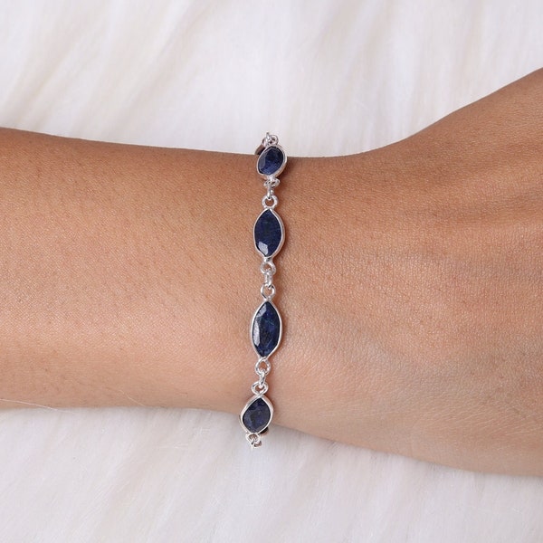 Bracelet en saphir bleu / Bracelet en argent sterling 925 / Bracelet en pierres précieuses / Bijoux en saphir / Cadeau d'anniversaire pour elle