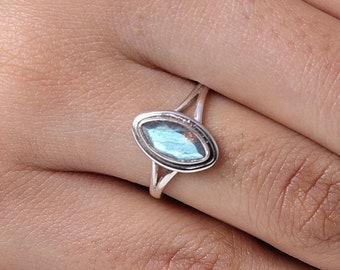 Labradorite Ring / 925 Sterling Silver Ring / Marquise Shape Ring / Healing Crystal Ring / Minimalist Jewelry / Handmade Ring / Gift for Her