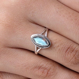 Labradorite Ring / 925 Sterling Silver Ring / Marquise Shape Ring / Healing Crystal Ring / Minimalist Jewelry / Handmade Ring / Gift for Her