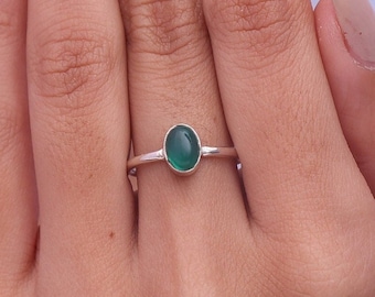 Green Onyx Ring / 925 Sterling Silver Ring / Oval Shaped Ring / Dainty Ring / Cabochon Jewelry / Handmade Ring / Gift For Her
