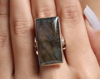 Labradorite Ring / 925 Sterling Silver Ring / Rectangle Shape Ring / Large Gemstone Ring / Handmade Labradorite Ring / Women Silver Jewelry