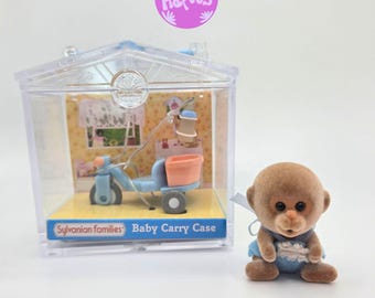 Sylvanian Families Baby Darwin Monkey Carry Case Set Vintage Calico Critters UK Exclusive Collectors Item