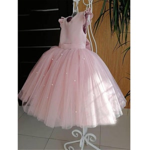 Robe de demoiselle d'honneur en satin rose poudré tulle avec perles Robes bébé fille Robe d'anniversaire pour toute petite fille Robe de soirée tutu d'été sur mesure image 3