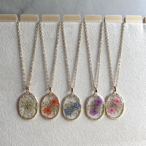 Forget Me Not and Queen Anne&#39;s Lace Necklace, Resin Real Pressed Flower Jewelry, Gold, Necklaces for Women, Gift for Her, Birthday