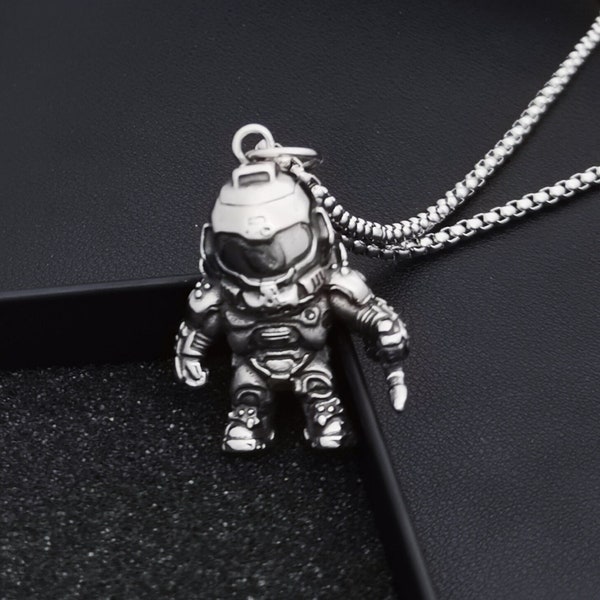 Pendentif guerrier de l'espace solide 3D/collier robot cool pour homme et femme/armure lourde/Sci Fi/infanterie légère/Grimdark/Walker/Mech/chaîne gratuite/boîte cadeau