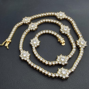 3mm Flower ClusterTennis Collar/Round Diamond Cut Bracelet Necklace/18K Gold/White Gold Finish/Womens Bling Stacking Fancy Jewelry/Gift Box