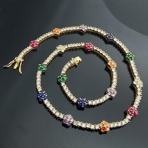 Naszyjnik typu choker z cienkimi kwiatami/wielokolorowe kamienie szlachetne/14-karatowe złoto/białe złoto/wieczność Riviera Stacking Fancy Shiny Iced Out Jewelry/pudełko na prezent