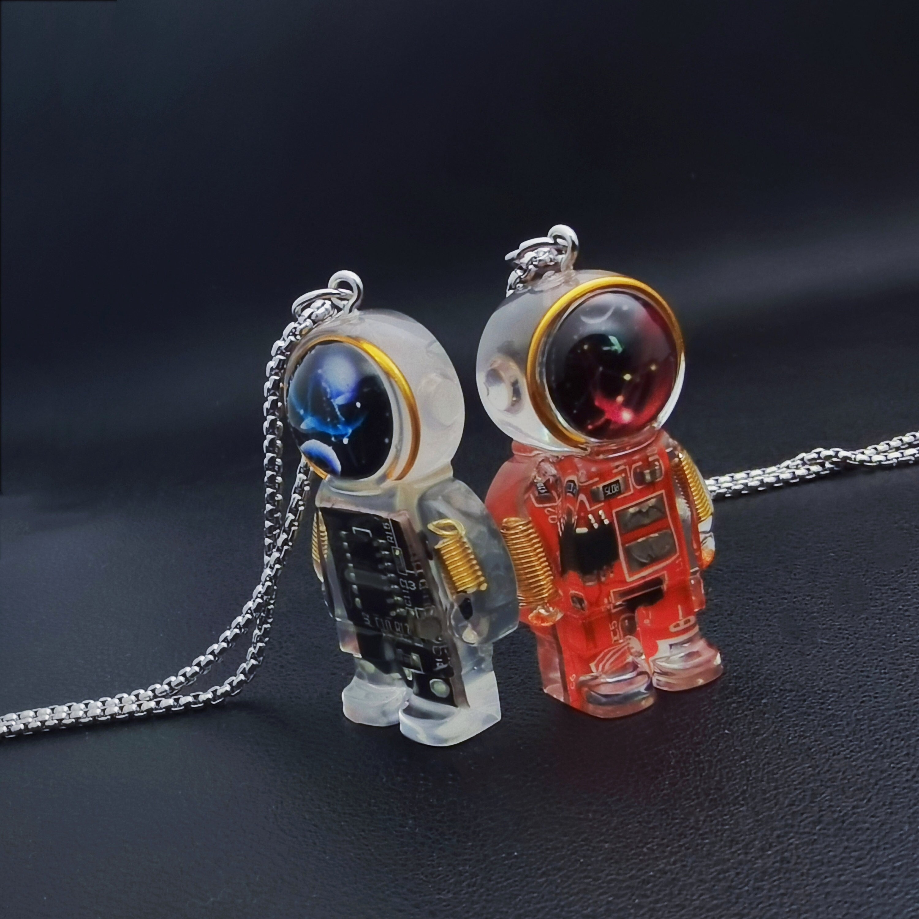 Red Black Green Gear Electronic Robot Pendant/round Face
