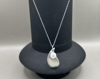 Silver Teardrop Pendant, Handmade Necklace, Silver Necklace Pendant, Gift for Her, Pearl Necklace, Mothers Day Gift, Bridesmaid Necklace