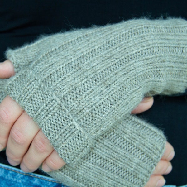 Fingerless gloves Knitting Pattern | Mitten Pattern | Ribbed Glove Pattern | Beginner Knitting Pattern