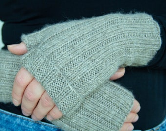 Fingerless gloves Knitting Pattern | Mitten Pattern | Ribbed Glove Pattern | Beginner Knitting Pattern