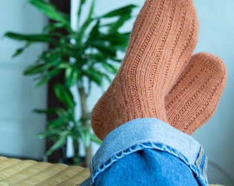 Easy Knit Socks Pattern | Beginner Ribbed Socks (PDF Knitting Pattern)
