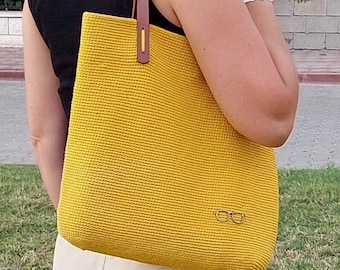 Crochet Tote Bag Pattern: Easy Summer Project (PDF Pattern)