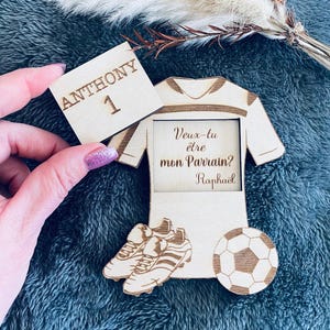 Request for a football sponsor, engraved in wood, a personalized gift with guaranteed effect