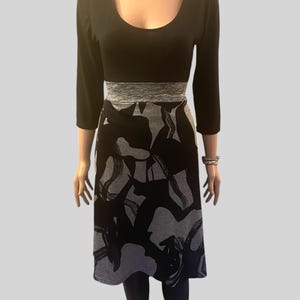 Vintage black Dress A Line Tie Waist Geo Print Grey Skirt Vintage 90s  Size Medium