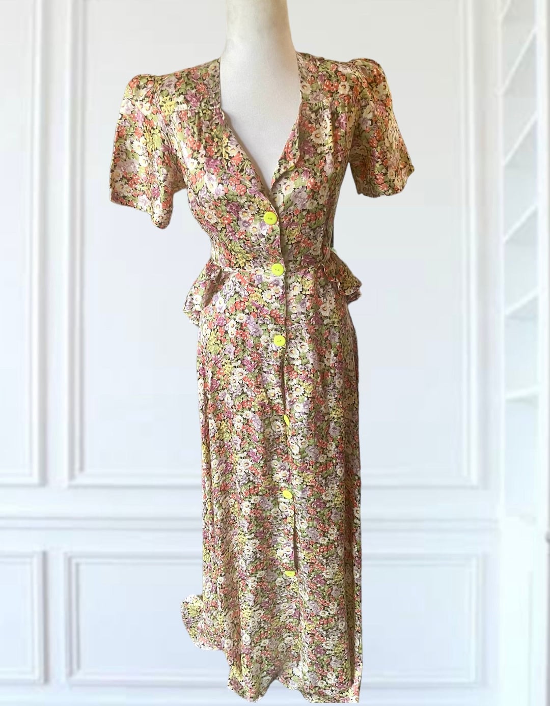 Vintage Rare 1920s Evening Gown, Floral Satin Fabric, Dramatic Floor ...