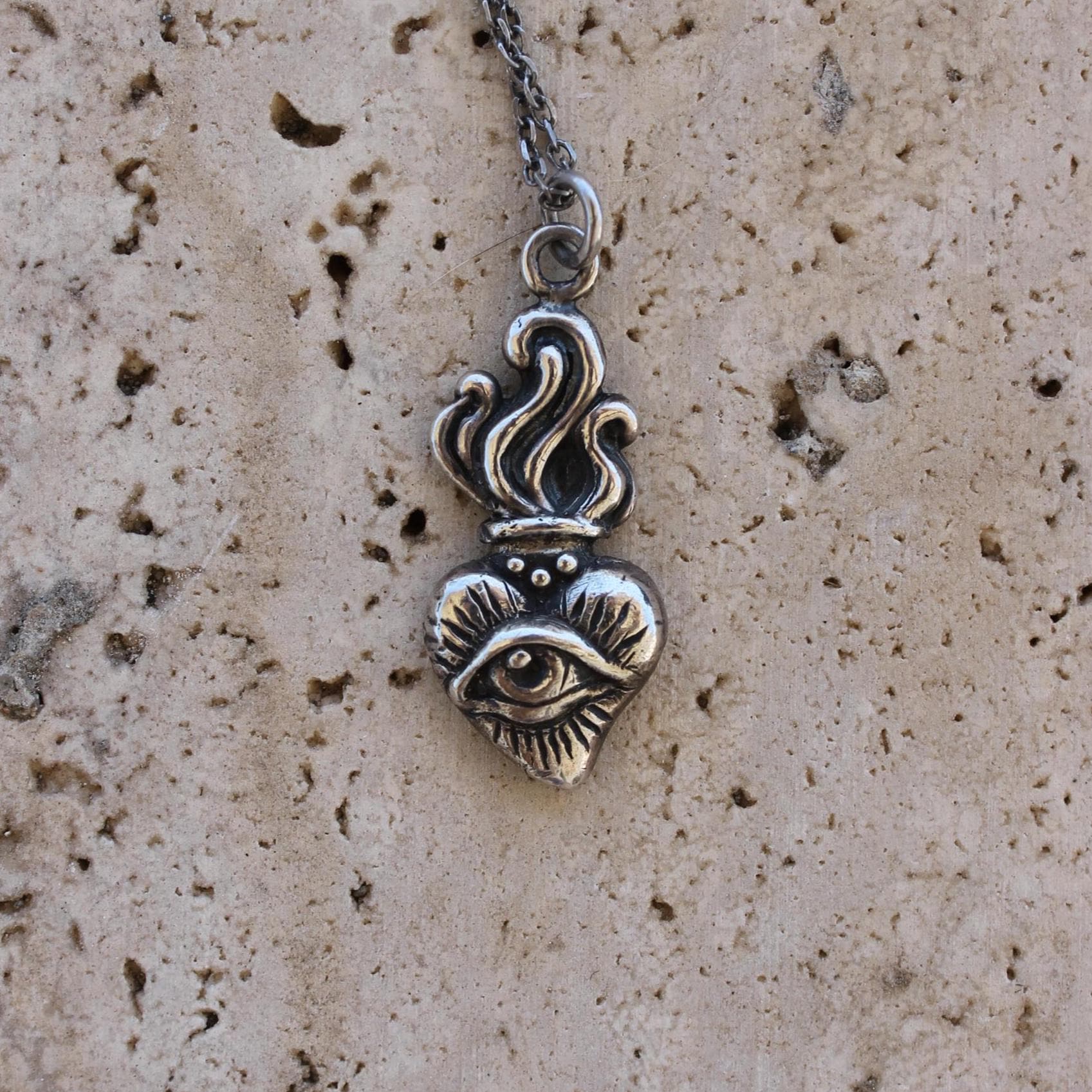 Ciondolo Vintage a Forma di Mani in Preghiera, Simbolo Yoga Om, Gioielli in Acciaio Inox, Charm Spirito Santo Colomba, Collana Punk con Corno e Dente