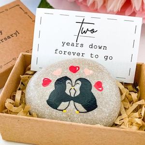 Pinguino personalizzato ciottolo regalo per il 2° anniversario per lui lei uomo donna, regali in cotone per il secondo anniversario di matrimonio regalo per marito moglie