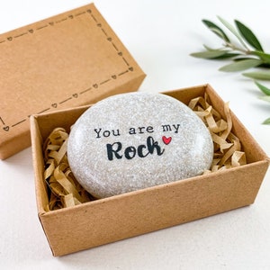 Regalo personalizzato "Sei la mia roccia", biglietto "Pebble sei la mia roccia", regalo per mamma, papà e sorella, grazie per essere la mia roccia, regalo per marito, moglie, amico