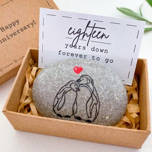 Personalisierte 18.Hochzeitstag Geschenke für ihn Ehemann Einzigartige Porzellan Jahrestagsgeschenk für ihre Frau 18-jähriges Jubiläum Karte Pinguine