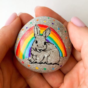 Gepersonaliseerd herdenkingscadeau konijn voor verlies van medeleven konijn Regenboogsteen, ornament overleden konijn, aandenken klein konijn