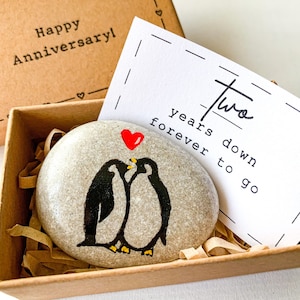 パーソナライズされたペンギンの2周年記念ギフト、彼へのコットン記念日ギフト、彼女へのコットン結婚記念日ギフト、コットン記念日カード