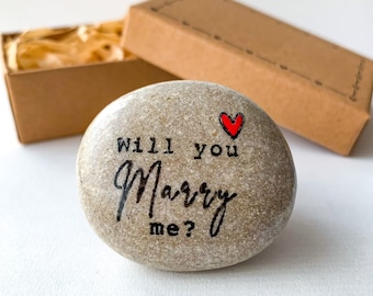 Personalized Will you marry me rock pebble, unique proposal idea, creative romantic marriage proposal box Marry me sign, Engagement presents