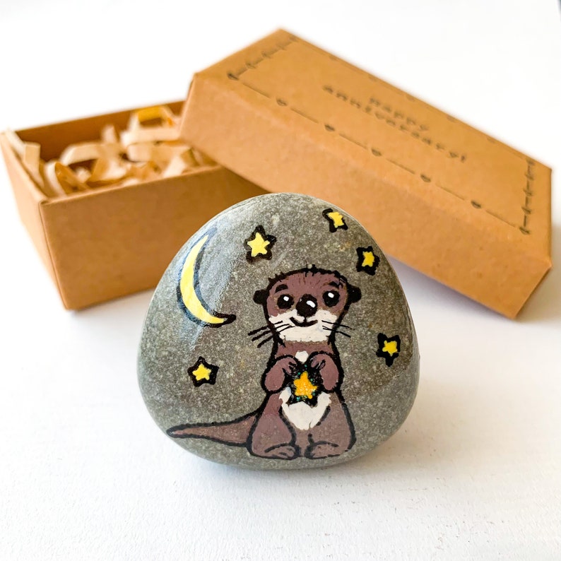 Personalized Love you to the moon and to Saturn Cute otter pebble Boyfriend Girlfriend Gift, Long Distance Gift, 1st dating Anniversary Gift image 2