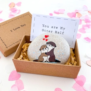Eres mi regalo de nutria más importante, rocas pintadas a mano, divertidos regalos de nutria para novio, regalo de pareja para aniversario de novio, él esposo
