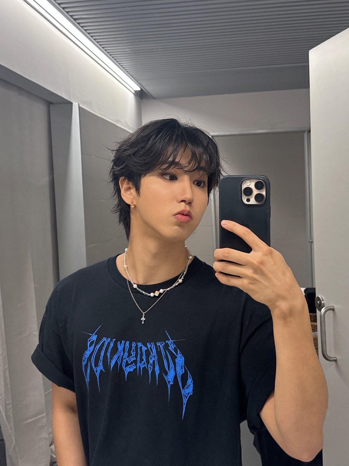 Stray Kids ハン・ジソン風ネックレス、Stray Kids DominATE ワールド