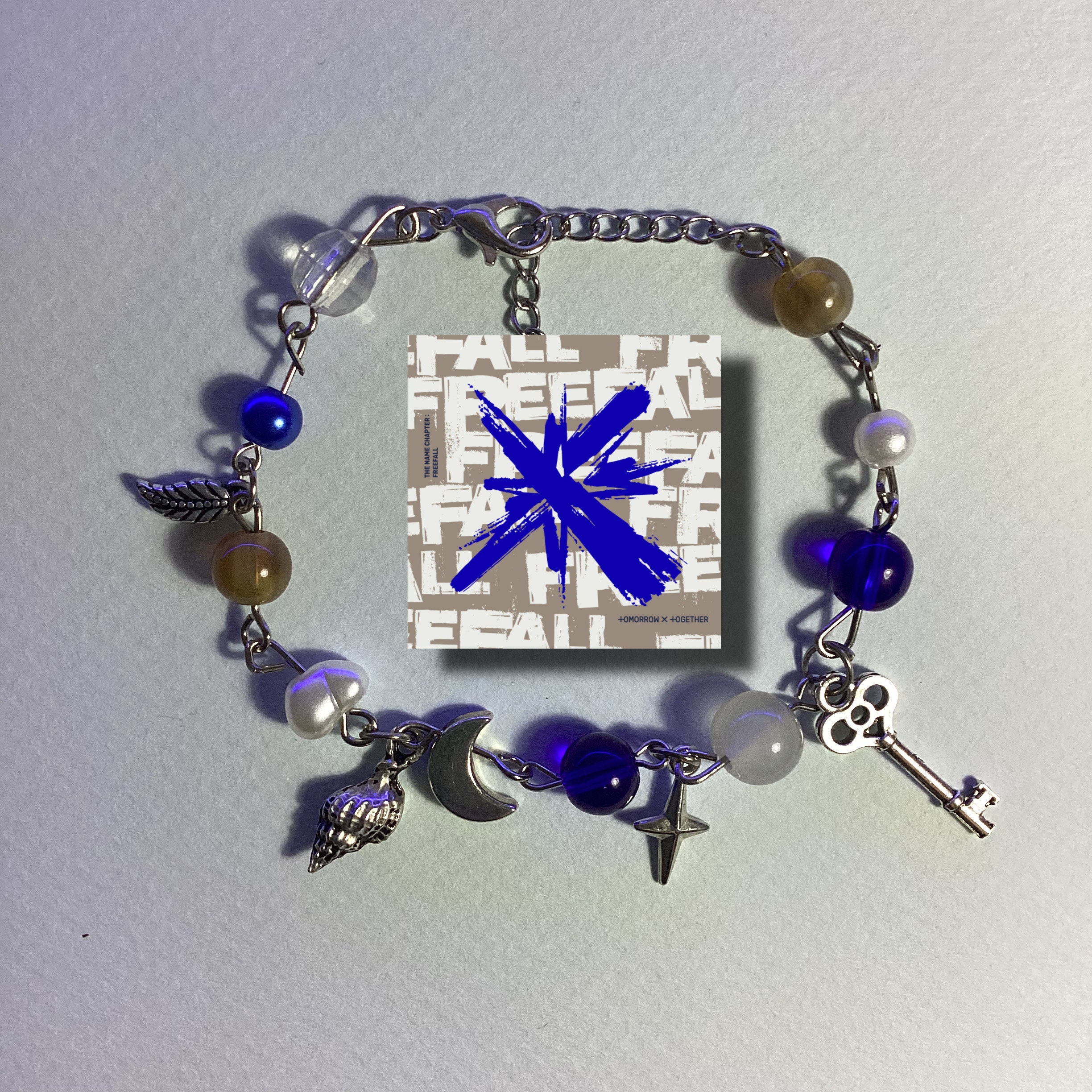 TOMORROW X TOGETHER - TXT FREEZE UNIFORM MERCHANDISE ブレスレット TXT Free Fall Inspired Bracelet, Kpop Bracelet, Tomorrow and