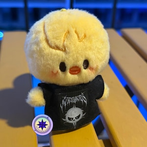 Maglietta EVIL SKZOO taglia pilota Stray Kids, outfit skzoo, vestiti skzoo, merchandising DominATE, merchandising straykids, evil skzoo, stray kids KARMA