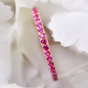 Pierścionek z różowym rubinem i 14-karatowym różowym złotem, biżuteria ślubna z rubinami, prezenty