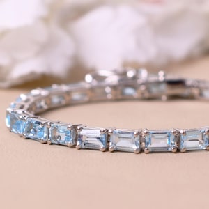 アクアマリンのマッチングブレスレット、ホワイトゴールドの八角形テニスブレスレット、結婚祝いのアクアマリンジュエリー、特別な人への贈り物のブライズメイドブレスレット