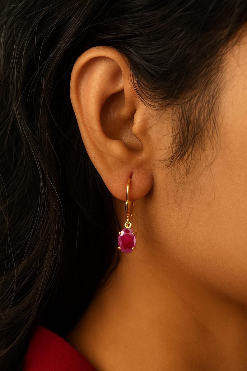 Diamond Hoop Earring
Small Drop Earring
Unique Leverback Earrings
Gifts For Wife
Christmas Gifts
Valentines Gifts
delicate