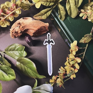 Zelda Master Sword Mirror Vinyl Die-Cut Holographic Sticker | Breath of the Wild, Tears of the Kingdom, Legend of Zelda, Ocarina of Time