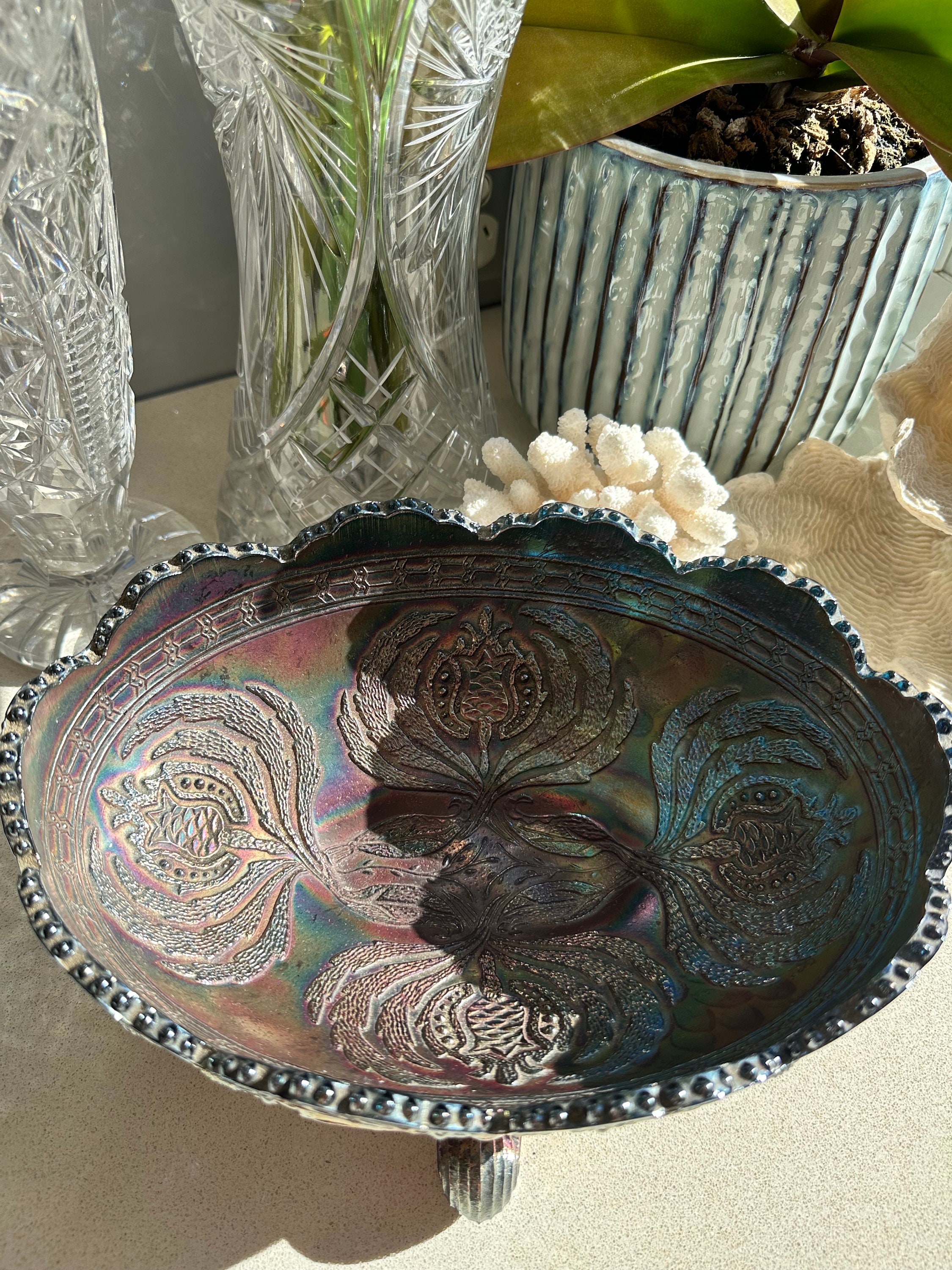 アンティークフェントンブラックカーニバルガラスボウル – アザミと