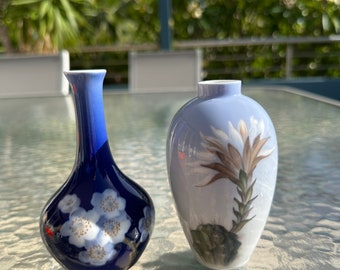 ロイヤルコペンハーゲンのポジー花瓶、青い花 - Etsy 日本