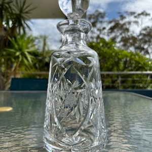Fine Cut Crystal Decanter - Pinwheel Design, Elegant Crystal Tableware