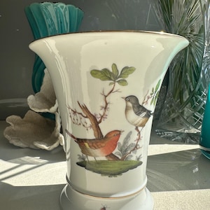 Herend Rothschild Bird Vase: Hand-Painted Porcelain with 24K Gold