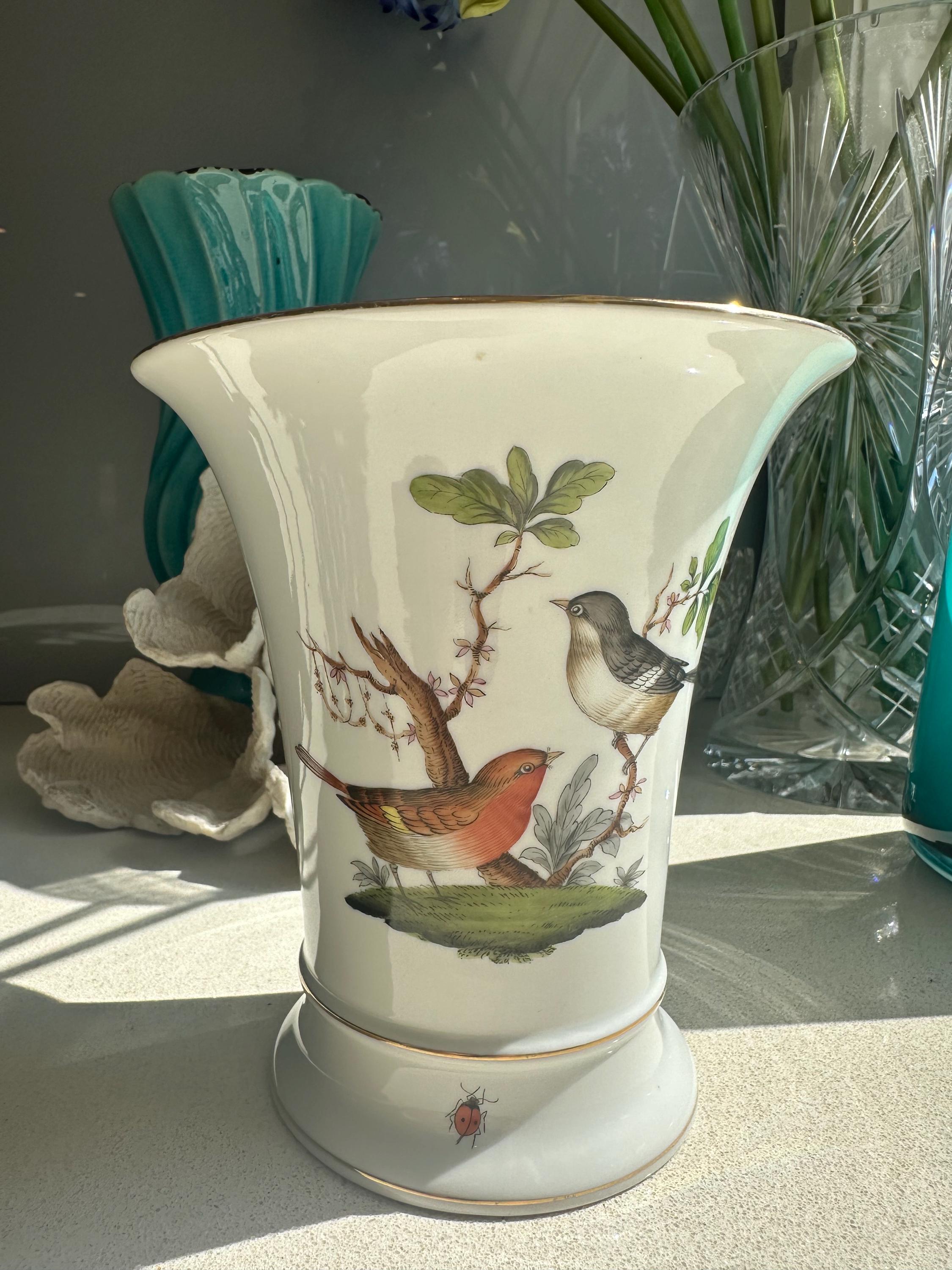 ヘレンド Herend 鳥の絵柄 陶器花瓶 ヘレンド・ロスチャイルド社製 鳥のモチーフの花瓶 希少なヴィンテージ