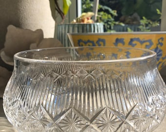 Round Cut Crystal Quality Vintage Round Fruit Salad, Salad Serving Crystal Bowl or Trifle Bowl this is a high quality bowl