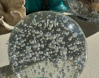 Clear Art Glass Paperweight: Controlled Bubble Design, 10cm Large Paperweight