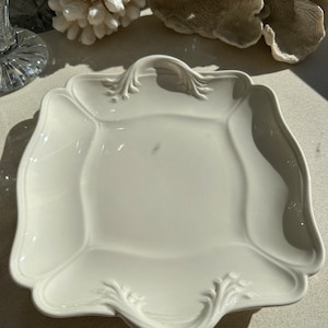 Wedgwood Etruria and Barlaston Queensware Cream Serveerschaal, Gesigneerd door Lord Wedgwood 1992 - Zeer verzamelwaardig Wedgwood