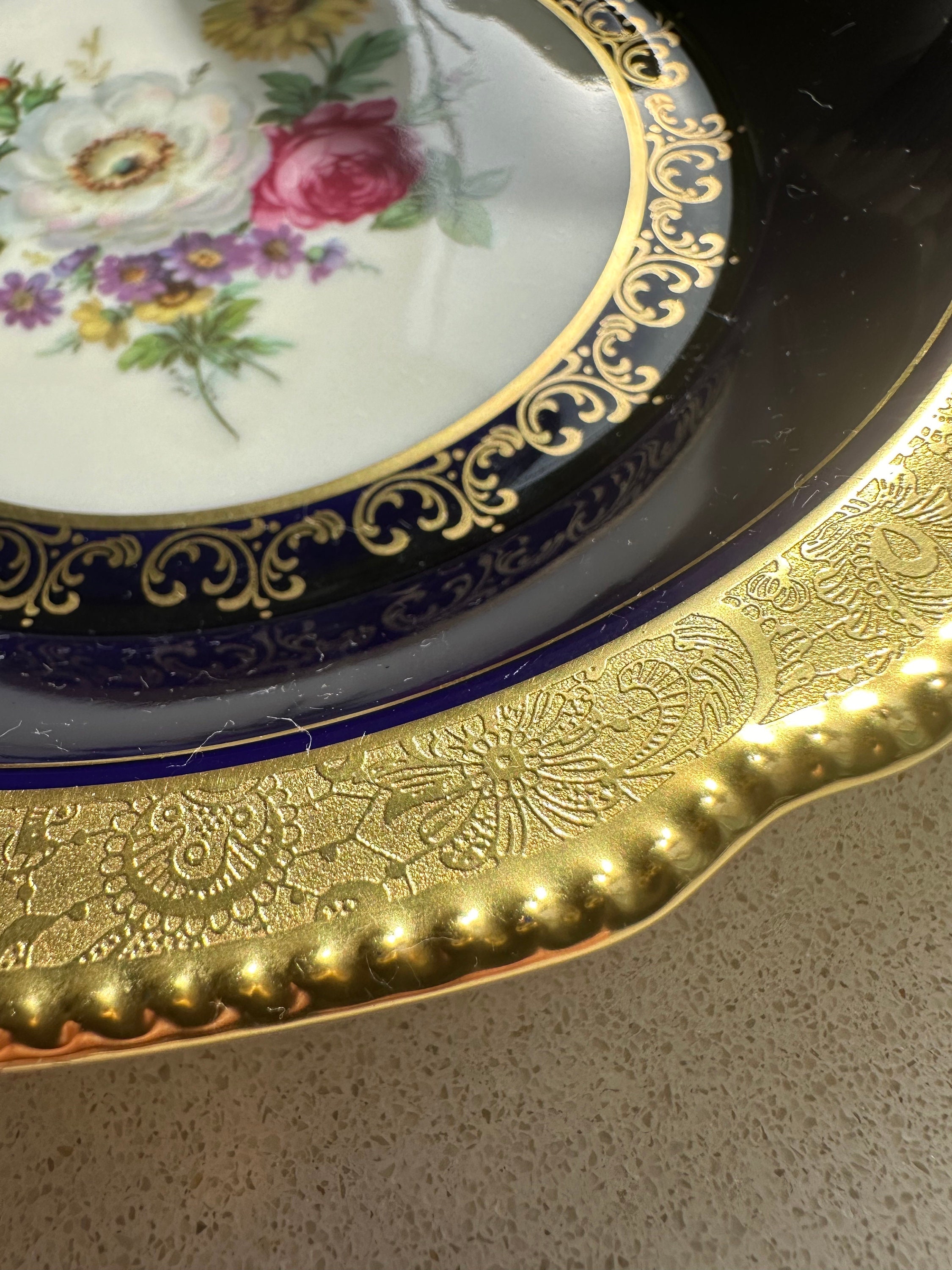 Plat de service gâteau ou tarte porcelaine Lamotte