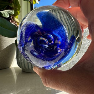 Vintage Blue Flower Paperweight Clear and Brilliant Glass image 3