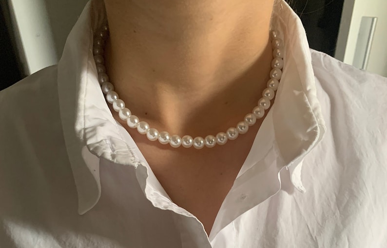Classic vintage pearl necklace for men and women in 42 cm Easter Easter gift image 1