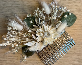 Handgjord specialdesignad hårkam med torkade blommor för brudtärna