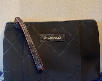 Excellent New Condition Vera Bradley Wtistlet