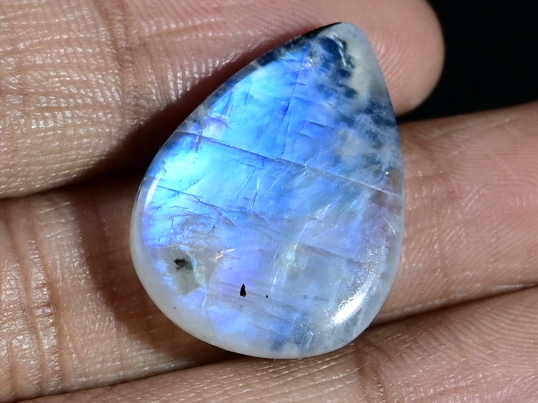 Moonstone Natural 22 Ct. White Moonstone Gemstone White Rainbow